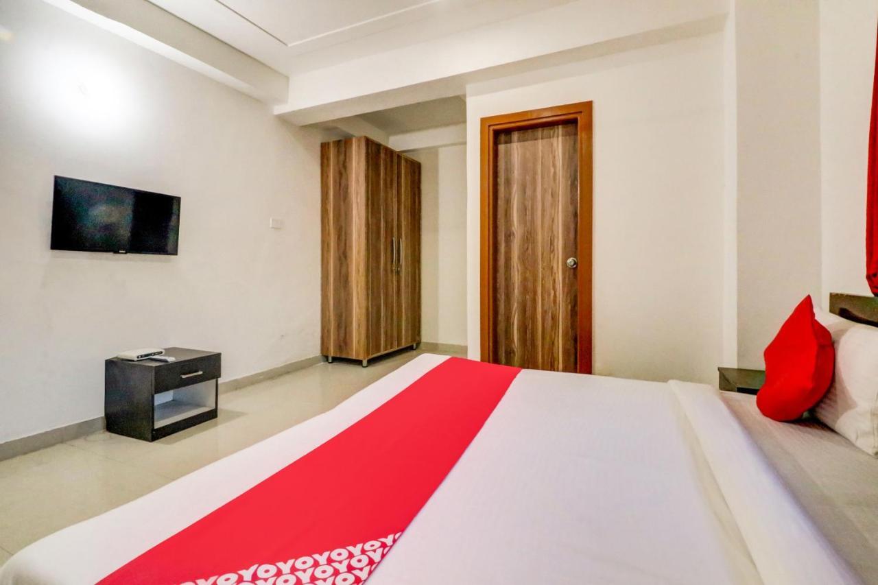 Готель Oyo 71597 The Shivaay Residency Ґурґаон Екстер'єр фото
